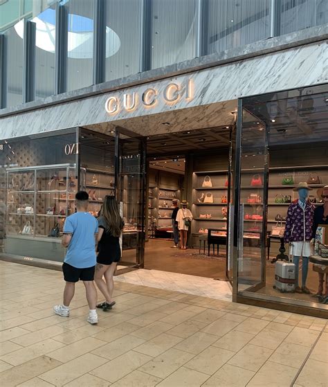 gucci in yorkdale